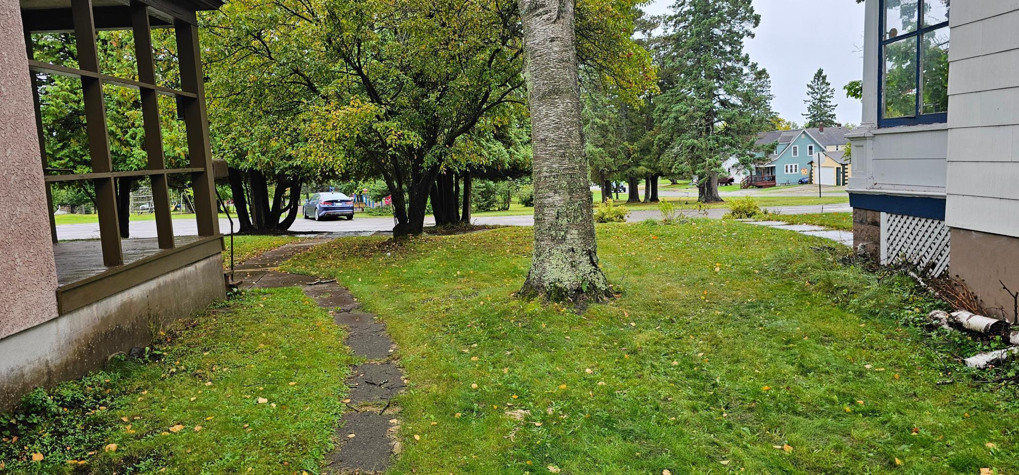 129 3rd Avenue Two Harbors, MN 55616 - Photo 5 of 35