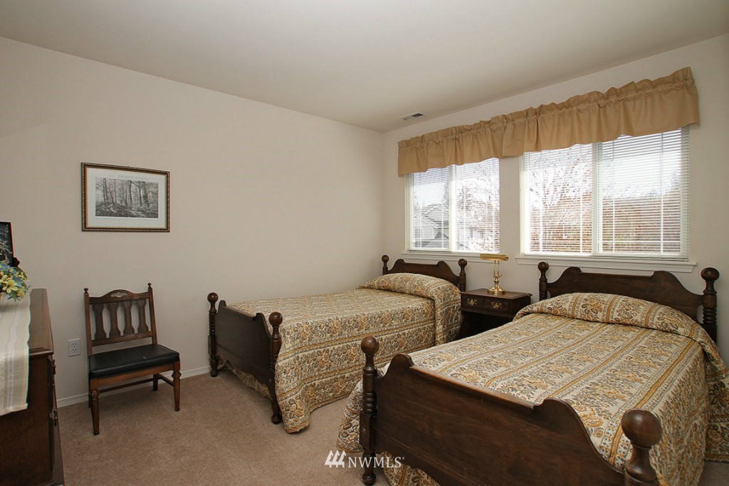 18555 173rd Way Southeast Renton, WA 98058 - Photo 13 of 15