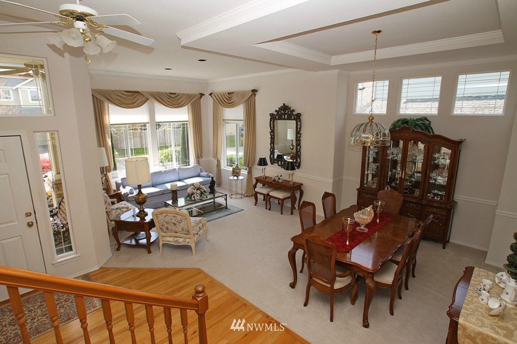 18555 173rd Way Southeast Renton, WA 98058 - Photo 3 of 15