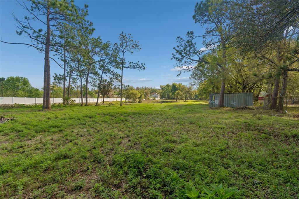6213 Orient Road Tampa, FL 33610 - Photo 40 of 51 a view of green field