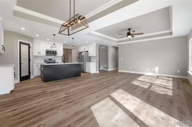 $325,000 | 1145 Bell Mountain Drive, Farmington, MO 63640