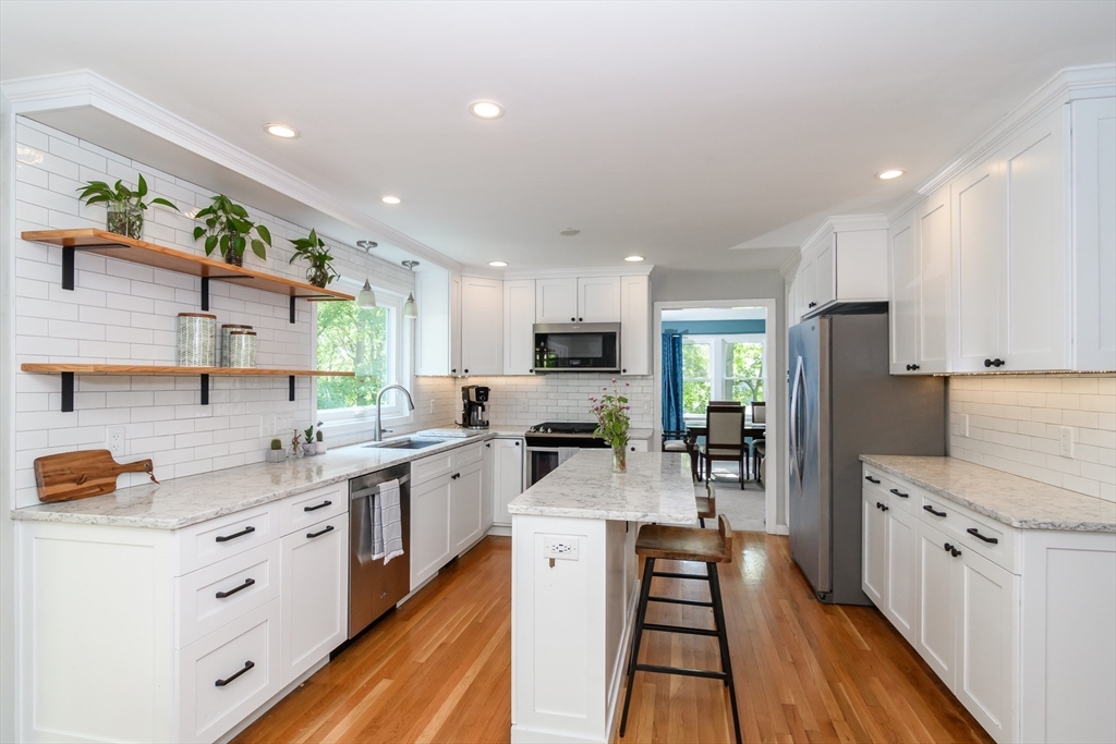 55 Sudbury Road Ashland, MA 01721 - Photo 4 of 27 Gallery Image 4