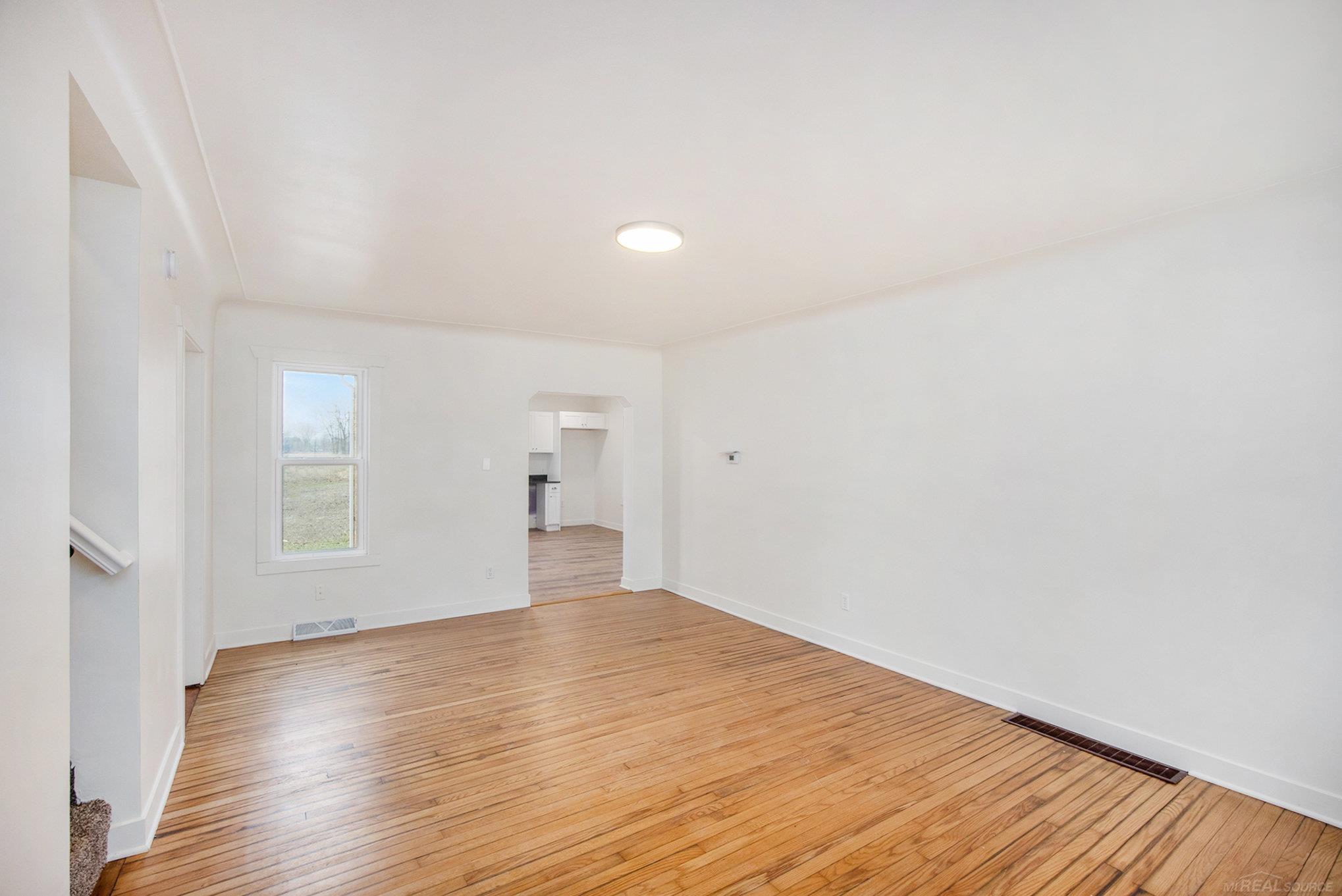 57291 Rosell Road New Haven, MI 48048 - Photo 5 of 27