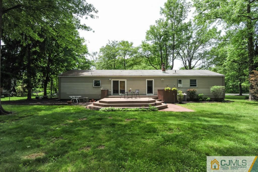 38 Ellmyer Road Edison, NJ 08820 - Photo 22 of 22 a front view of a house with a garden