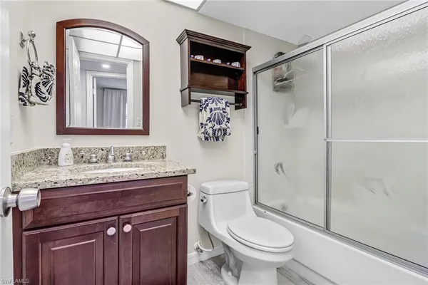 $1,998 | 190 Turtle Lake Court, Unit 6, Naples, FL 34105