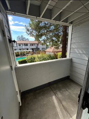 $375,000 | 29629-29629 Mountain Oak Court, Unit 50, Hayward, CA 94544