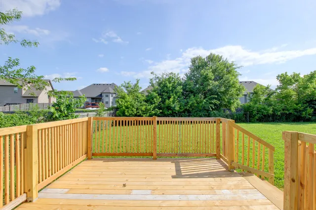 $1,695 | 1537 Apache Way, Clarksville, TN 37042