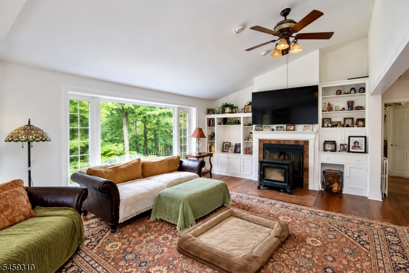 389 Green Road Sparta, NJ 07871 - Photo 2 of 19 Gallery Image 2