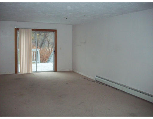 30 Dallas Street Worcester, MA 01604 - Photo 2 of 8 Gallery Image 2