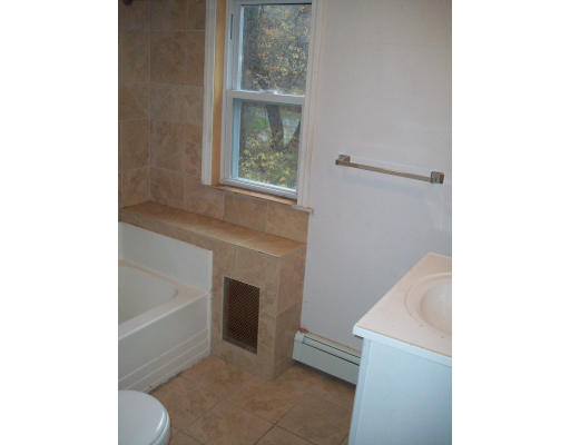 30 Dallas Street Worcester, MA 01604 - Photo 6 of 8 Gallery Image 6