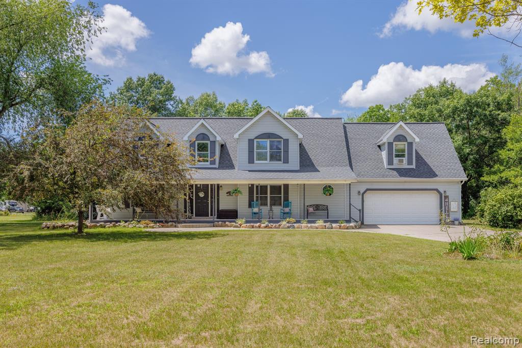 7335 Johnson Road Flushing, MI 48433 - Photo 1 of 44