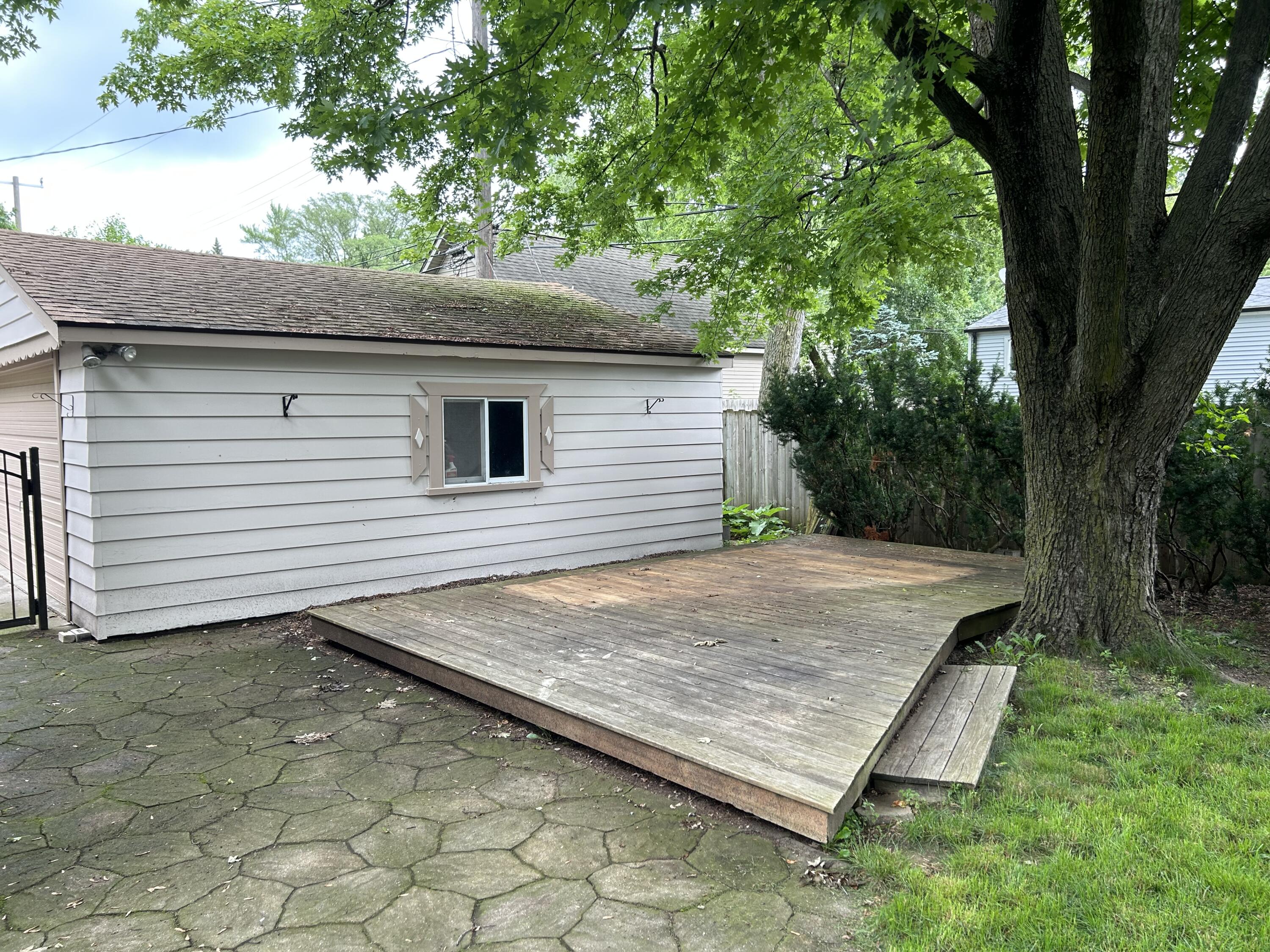 1354 Catalpa Drive Rochester, MI 48307 - Photo 32 of 33 IMG_3557 (1)