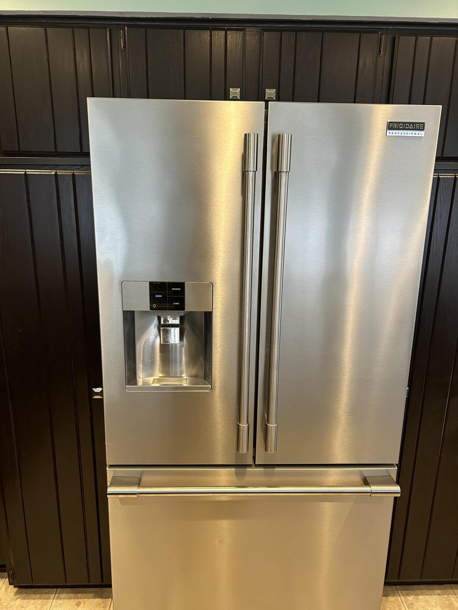 1354 Catalpa Drive Rochester, MI 48307 - Photo 7 of 33 IMG_3734