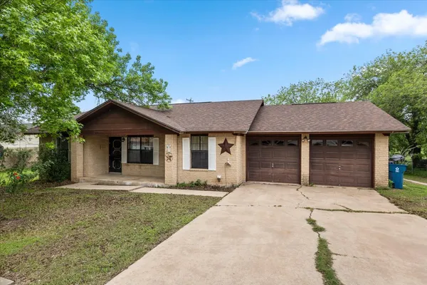 $265,000 | 310 McClendon Drive, Elgin, TX 78621