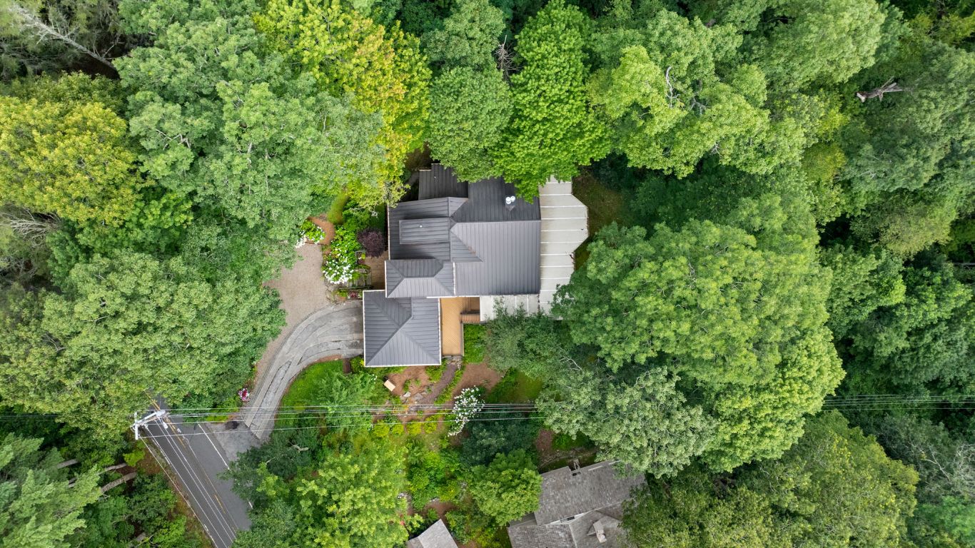 781 Hudson Road Highlands, NC 28741 - Photo 41 of 43 Gallery Image 41