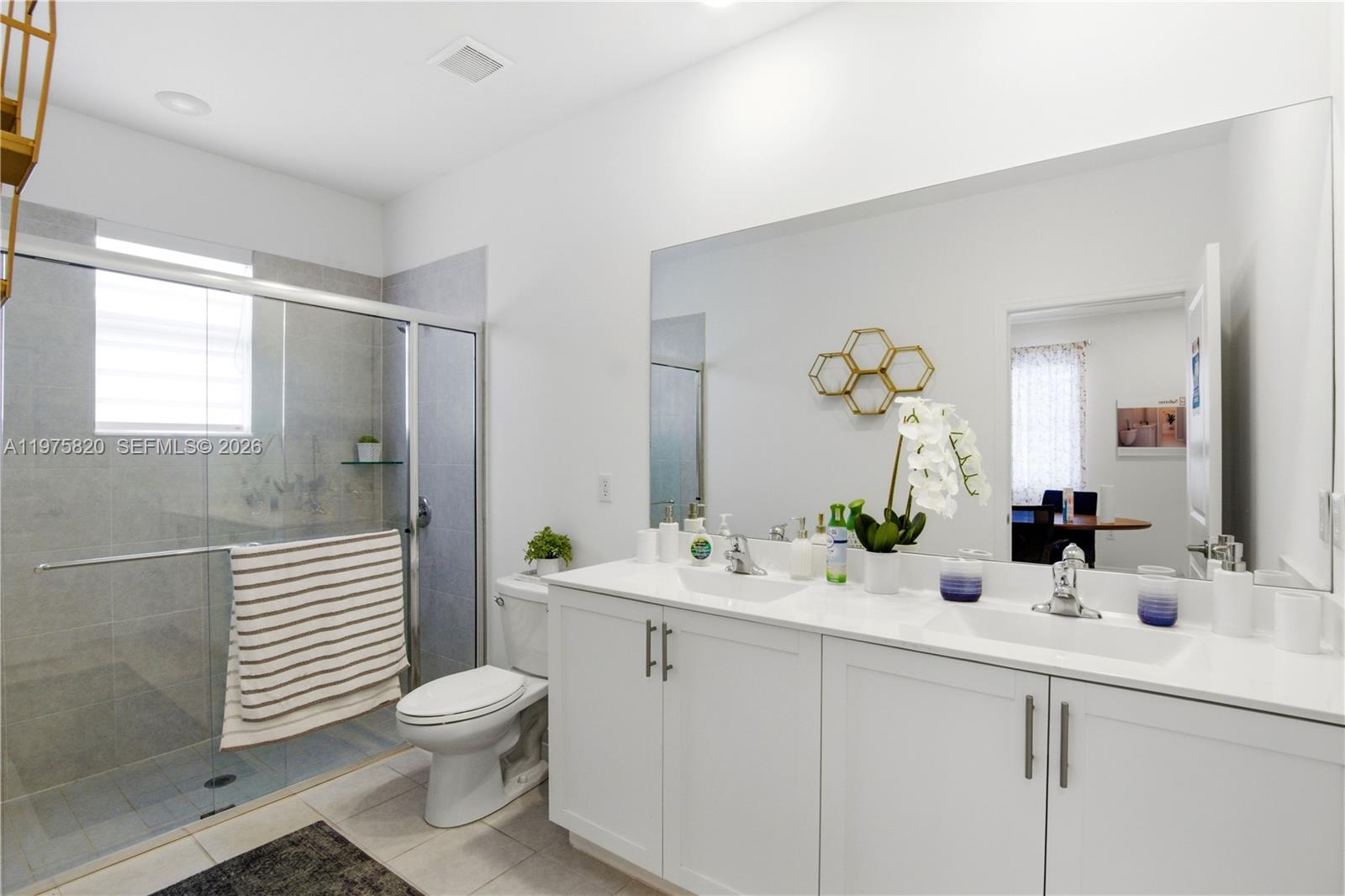 13319 Southwest 184th Terrace Miami, FL 33177 - Photo 19 of 29