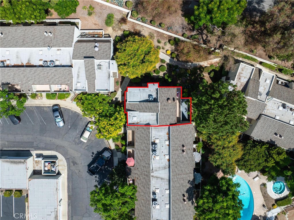 646 Sycamore Avenue, Unit 18 Claremont, CA 91711 - Photo 46 of 46 an aerial view of residential houses with outdoor space