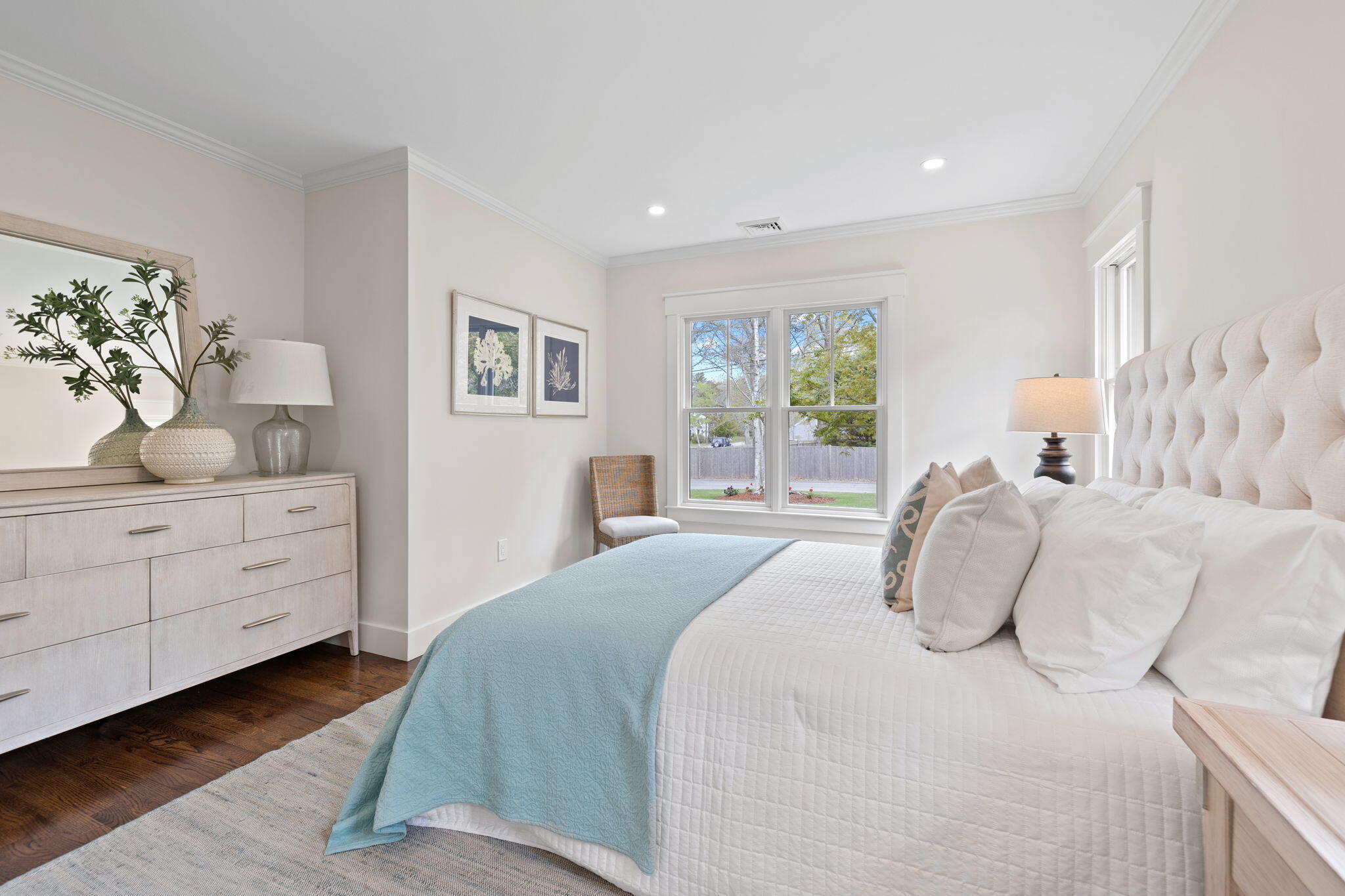 321 Tower Hill Road Osterville, MA 02655 - Photo 14 of 38 a bedroom with a bed and window