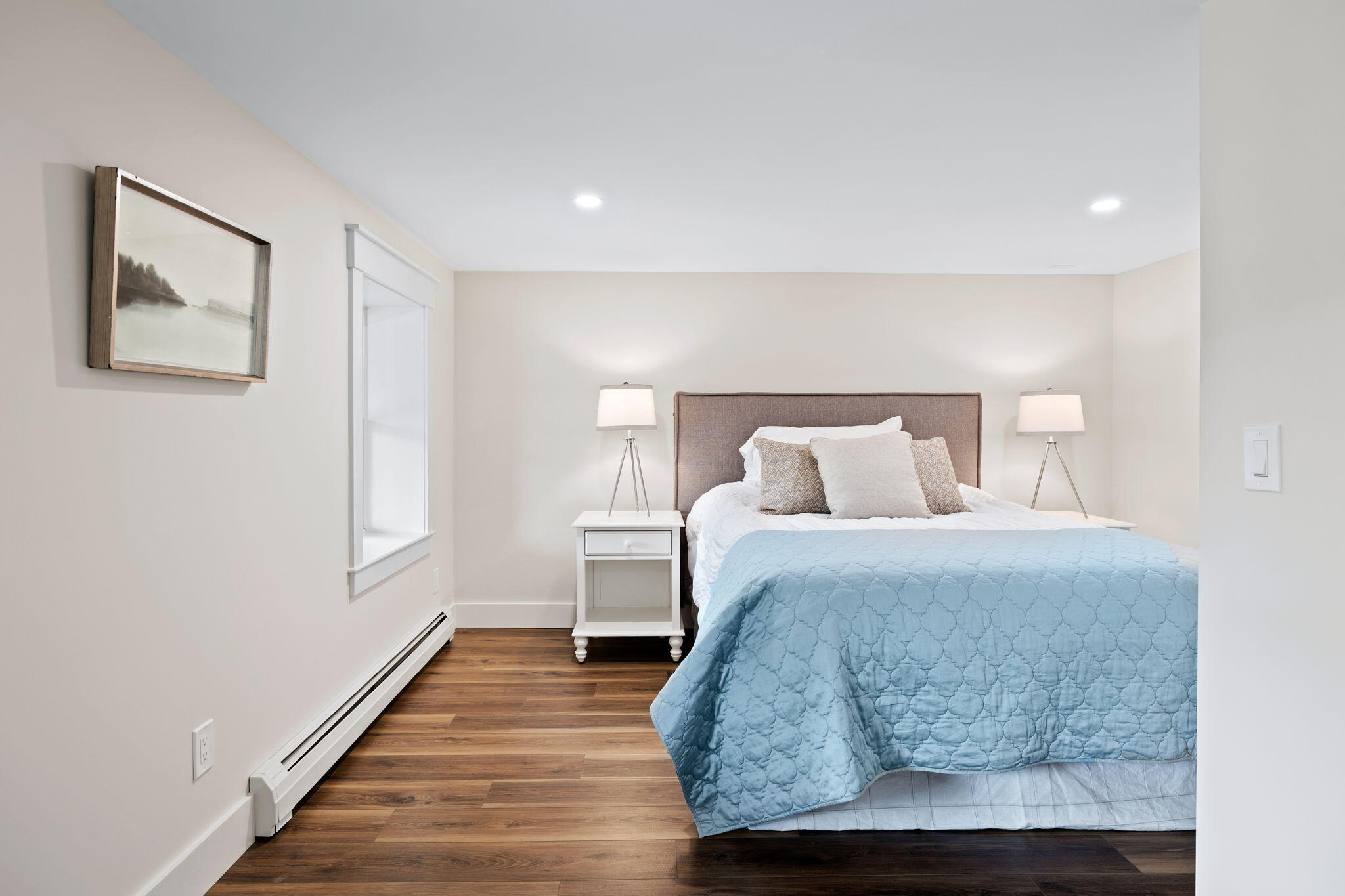 321 Tower Hill Road Osterville, MA 02655 - Photo 23 of 38 a bedroom with a bed and wooden floor