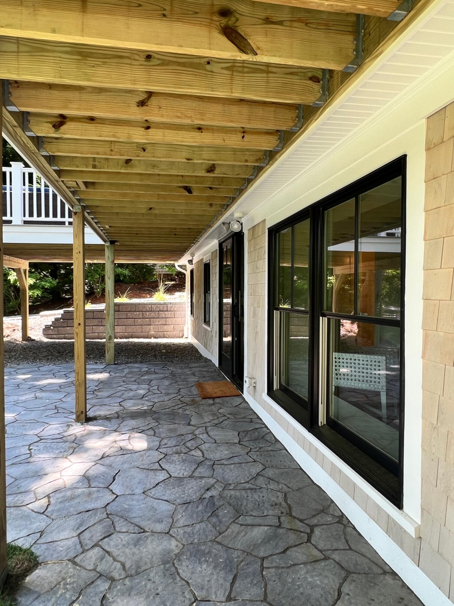 321 Tower Hill Road Osterville, MA 02655 - Photo 36 of 38 a view of a porch
