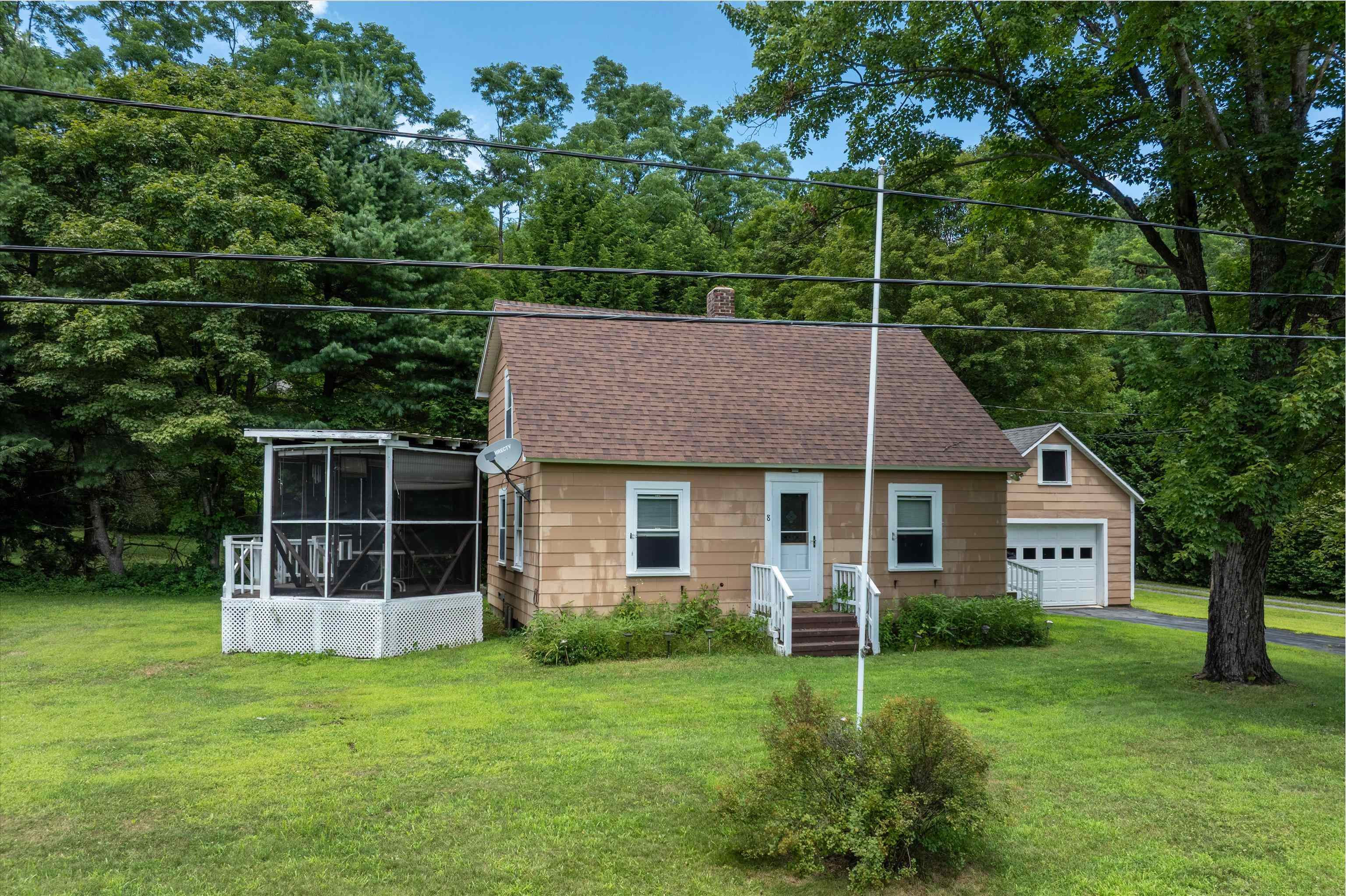 8 Belleview Avenue Rockingham, VT 05101 - Photo 3 of 8