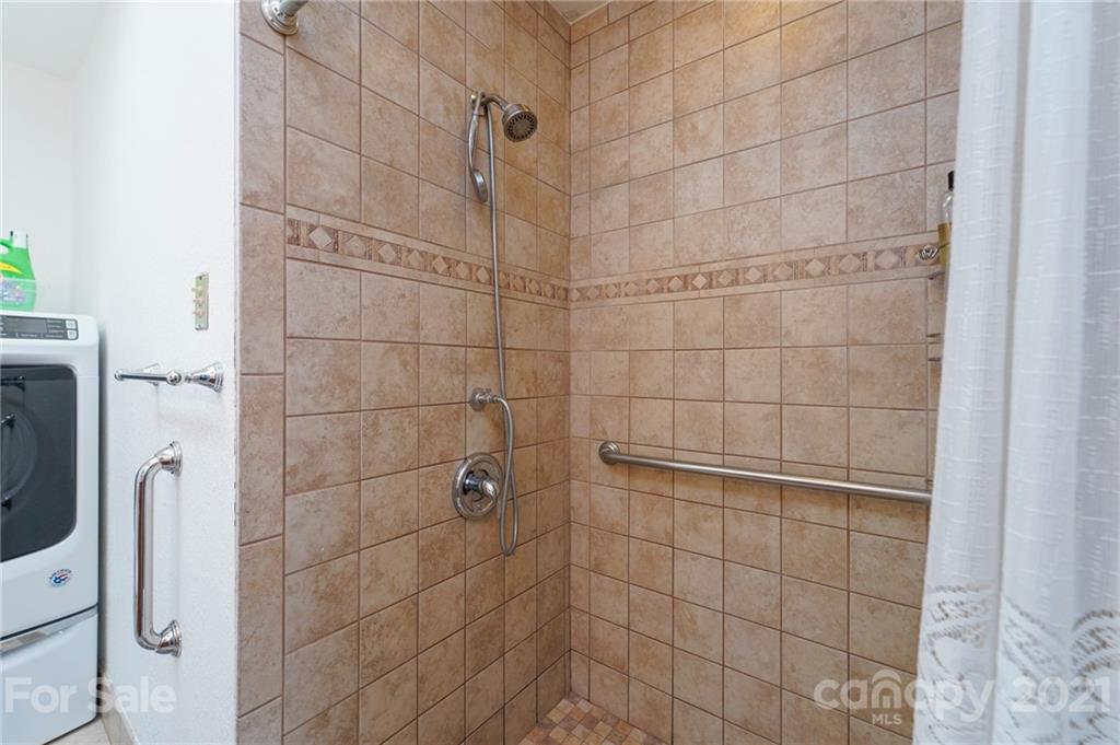 387 Connestee Road Brevard, NC 28712 - Photo 27 of 48 Gallery Image 27