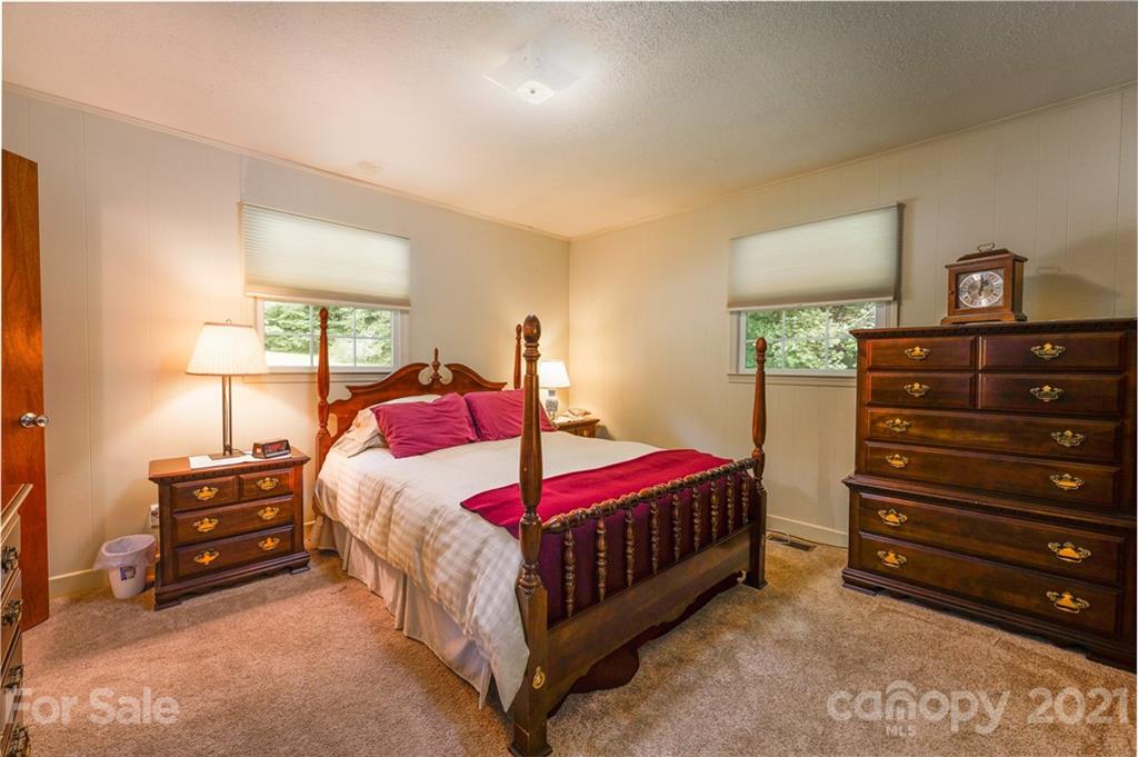 387 Connestee Road Brevard, NC 28712 - Photo 29 of 48 Gallery Image 29