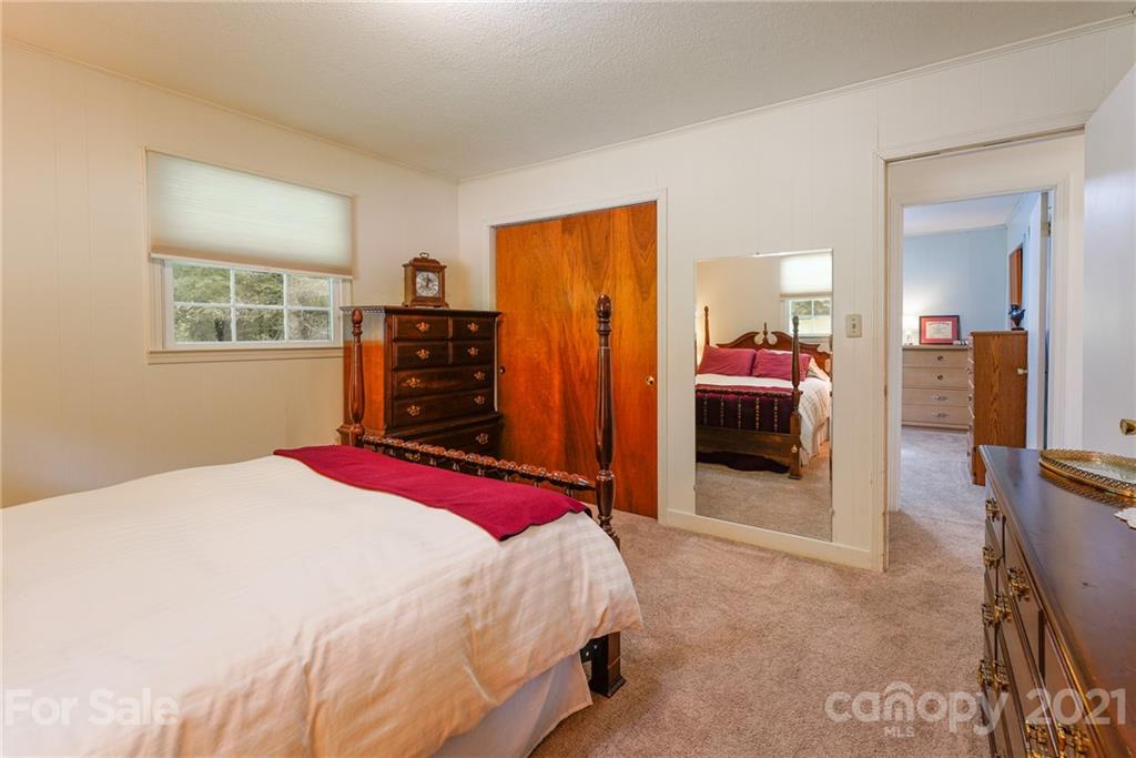 387 Connestee Road Brevard, NC 28712 - Photo 32 of 48 Gallery Image 32