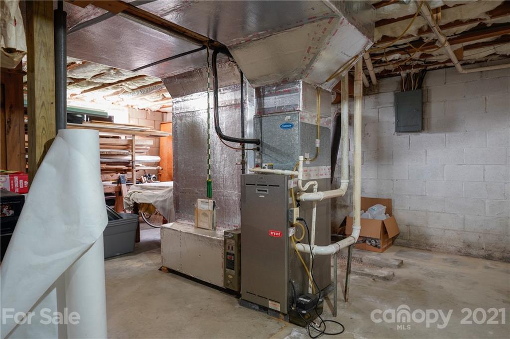 387 Connestee Road Brevard, NC 28712 - Photo 45 of 48 Gallery Image 45