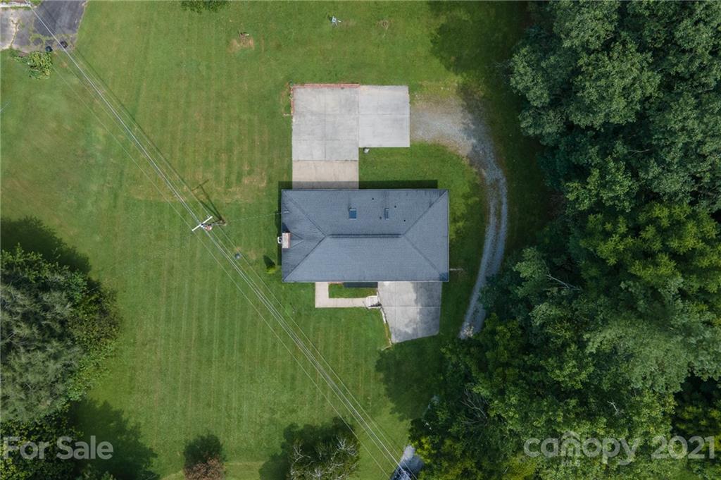387 Connestee Road Brevard, NC 28712 - Photo 46 of 48 Gallery Image 46