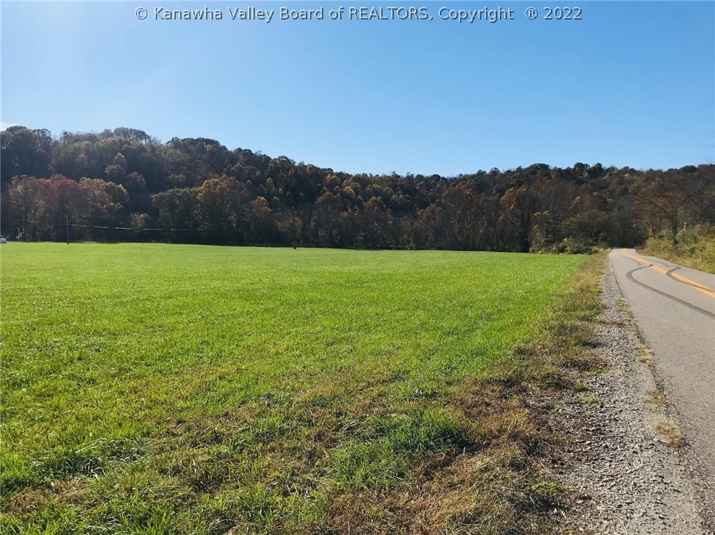 5597 Little Sandy Road Ravenswood, WV 26164 - Photo 6 of 21 Gallery Image 6