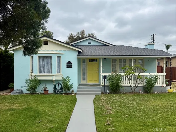 $1,099,000 | 3639 Gardenia Avenue, Long Beach, CA 90807