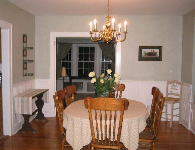 1687 Rugby Road Schenectady, NY 12309 - Photo 3 of 8 Photo 3