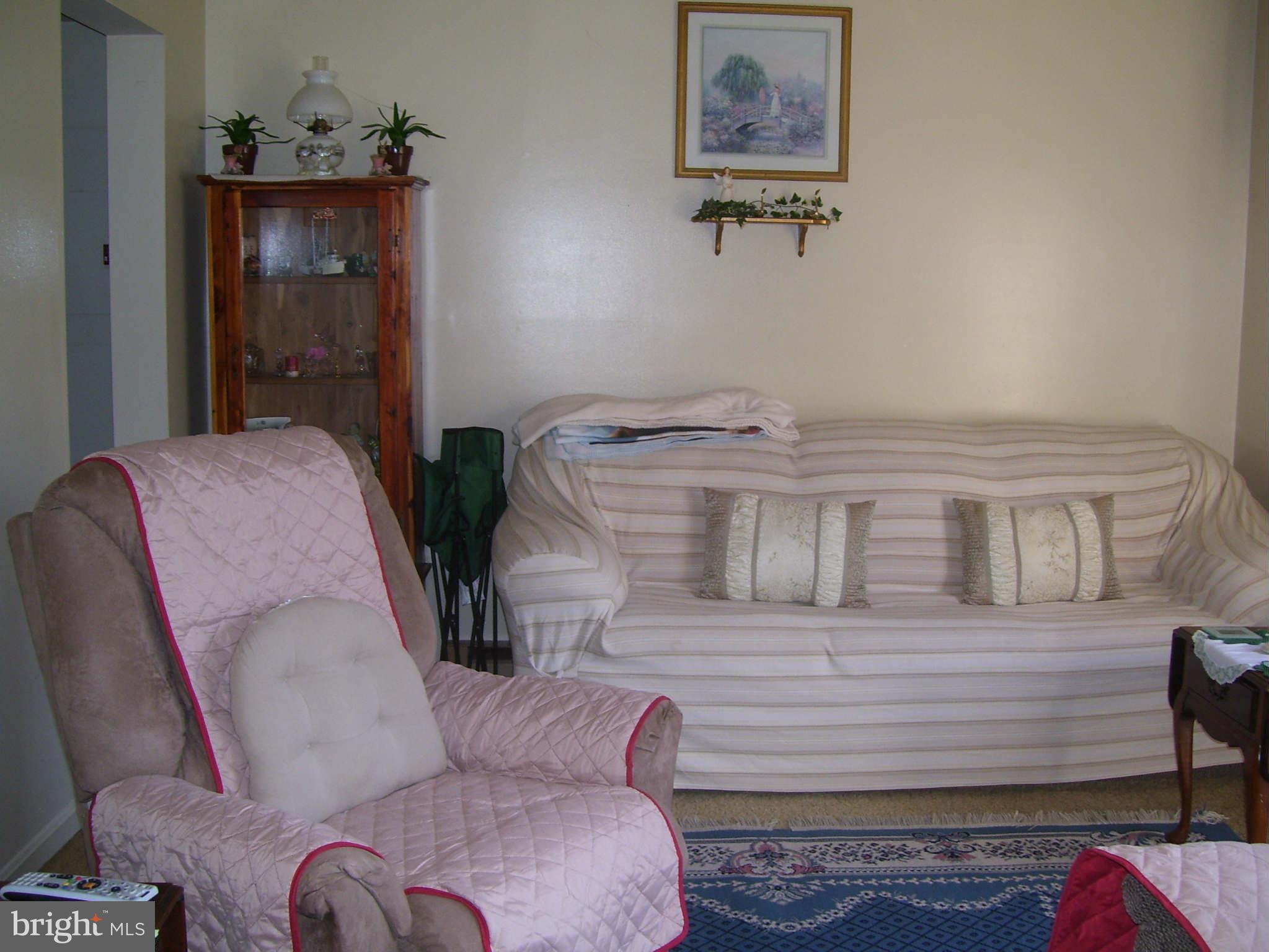 2903 Packer Street Winchester, VA 22601 - Photo 2 of 4 Living Room
