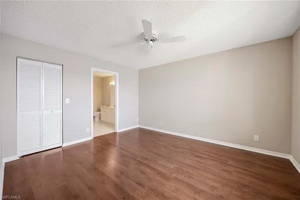 $1,650 | 7784 Emerald Circle, Unit O203, Naples, FL 34109
