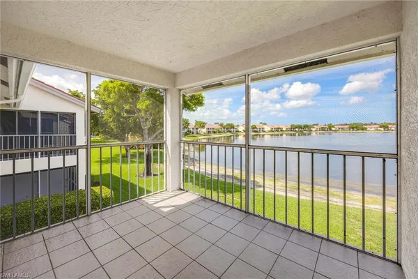 $1,650 | 7784 Emerald Circle, Unit O203, Naples, FL 34109