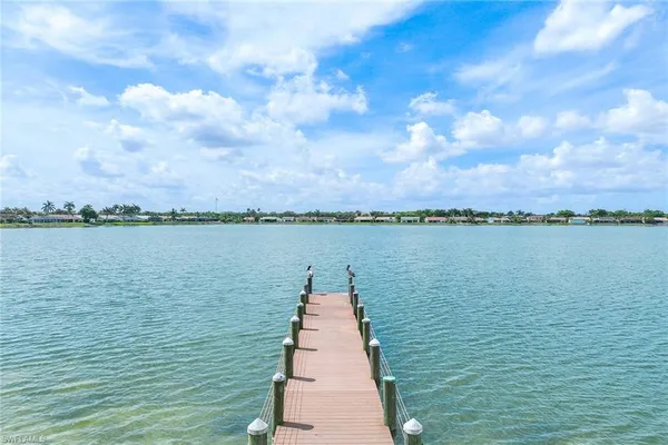 $1,650 | 7784 Emerald Circle, Unit O203, Naples, FL 34109