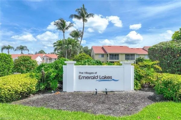 $1,650 | 7784 Emerald Circle, Unit O203, Naples, FL 34109