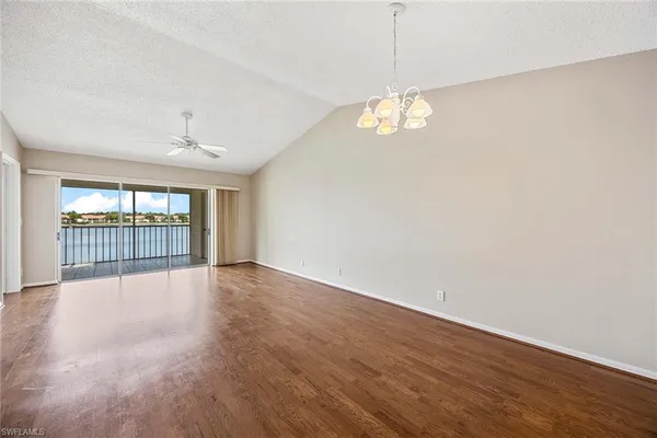 $1,650 | 7784 Emerald Circle, Unit O203, Naples, FL 34109
