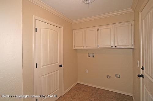 6609 Falcon Road Amarillo, TX 79109 - Photo 14 of 15 Laundry Room