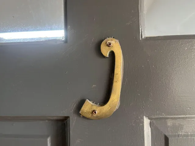 a close view of a fireplace in room
