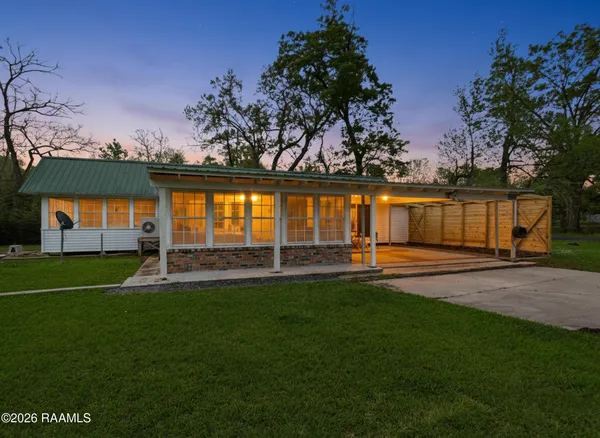 $189,900 | 6235 Woodlawn Road, Maurice, LA 70555