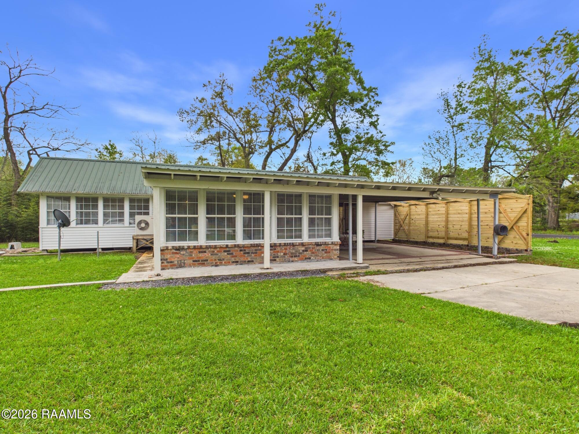 6235 Woodlawn Road Maurice, LA 70555 - Photo 2 of 40 CAM06261G6-PR0048-STILL002