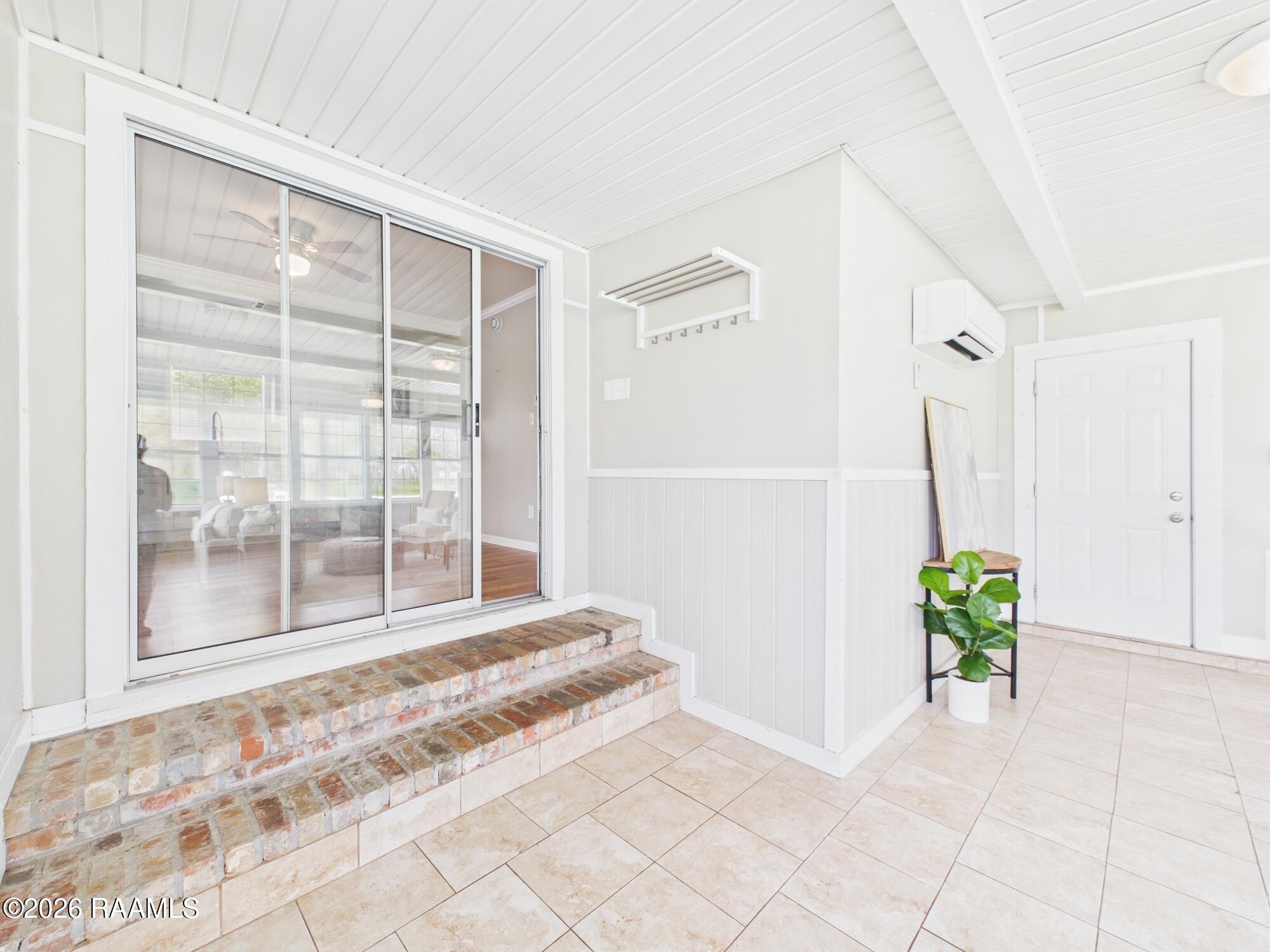 6235 Woodlawn Road Maurice, LA 70555 - Photo 29 of 40 CAM06261G6-PR0048-STILL030