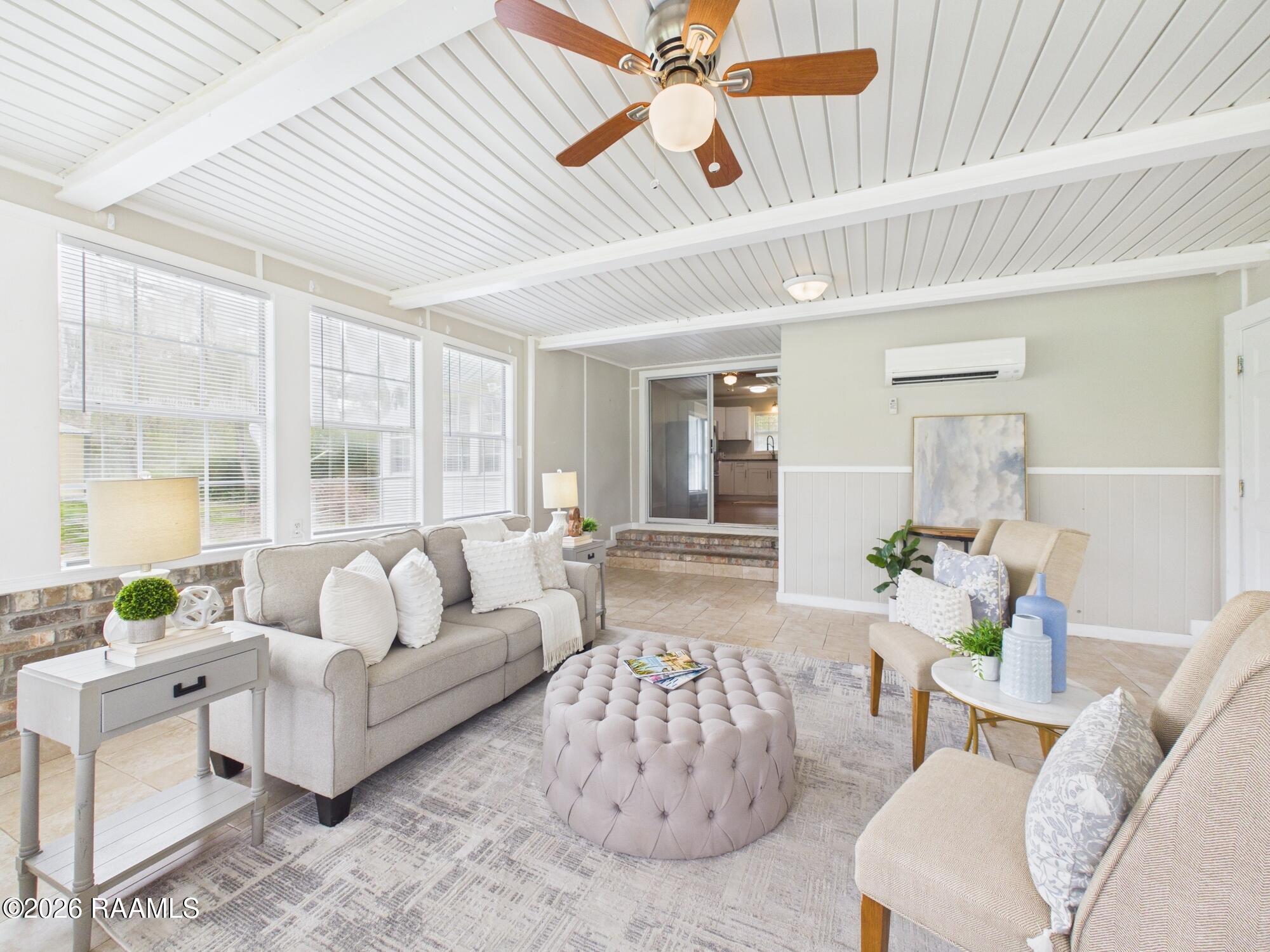 6235 Woodlawn Road Maurice, LA 70555 - Photo 6 of 40 CAM06261G6-PR0048-STILL009