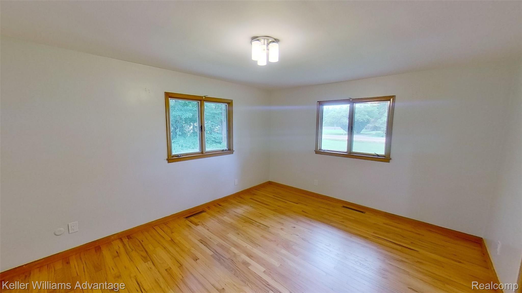 30862 West Road New Boston, MI 48164 - Photo 19 of 33 WestRd_30862_Bedroom A2.jpg
