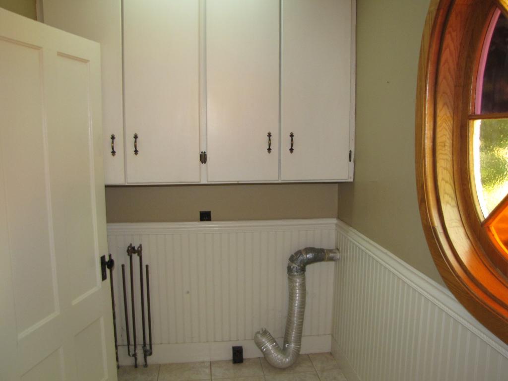 213 Dearborn Road Pembroke, NH 03275 - Photo 14 of 36 Gallery Image 14