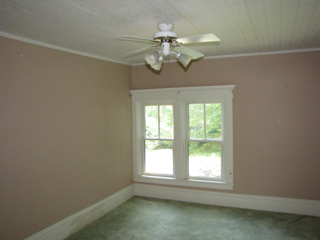 213 Dearborn Road Pembroke, NH 03275 - Photo 25 of 36 Gallery Image 25