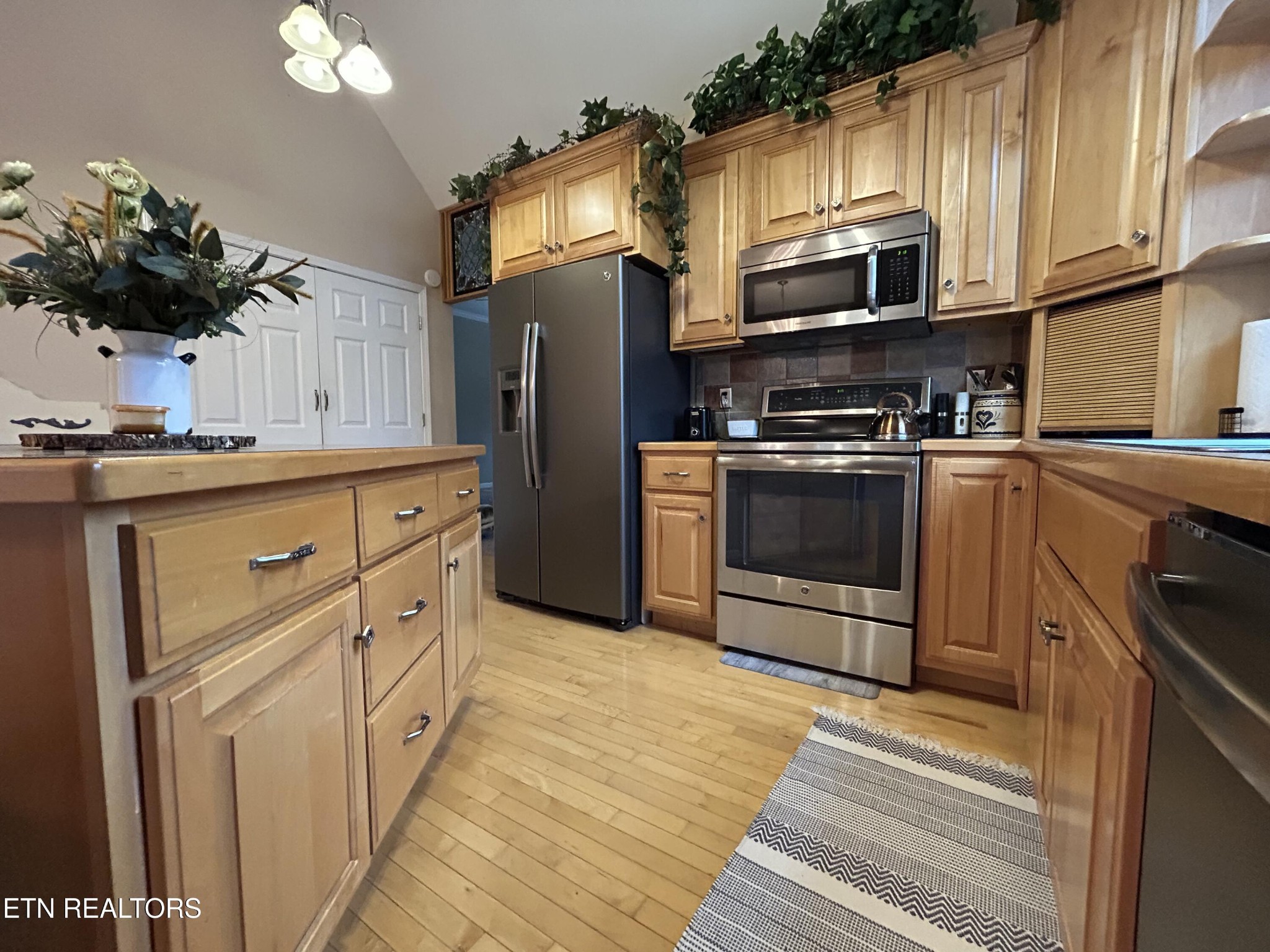 835 Bent Tree Road Monterey, TN 38574 - Photo 14 of 34