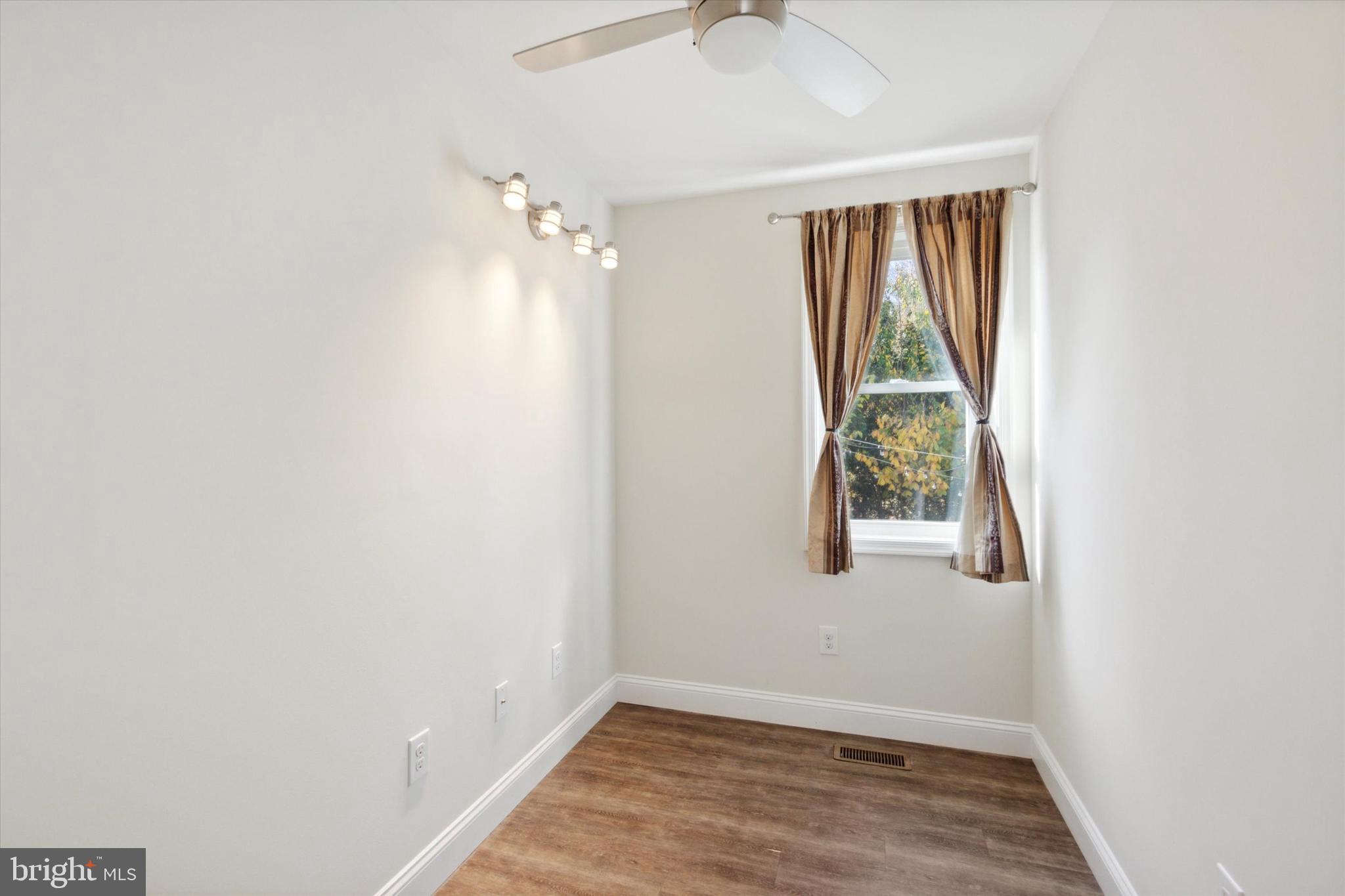 306 Taylor Road Springfield, PA 19064 - Photo 12 of 25